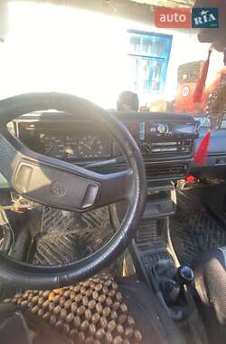 Седан Volkswagen Jetta 1984 в 