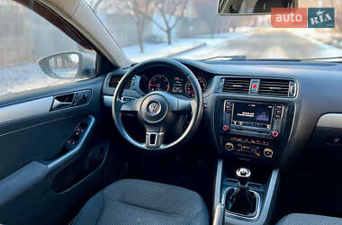 Седан Volkswagen Jetta 2011 в Харкові