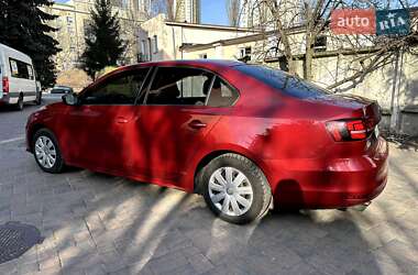 Седан Volkswagen Jetta 2015 в Києві