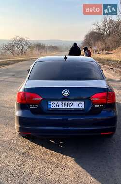 Седан Volkswagen Jetta 2013 в Городище