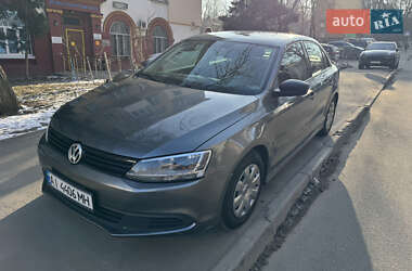 Volkswagen Jetta 2013