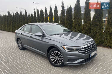 Седан Volkswagen Jetta 2018 в 