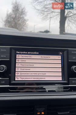 Седан Volkswagen Jetta 2018 в 