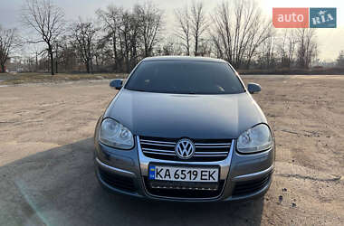 Седан Volkswagen Jetta 2006 в Киеве