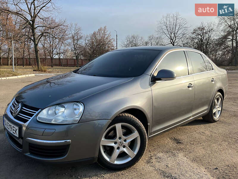 Седан Volkswagen Jetta 2006 в Киеве