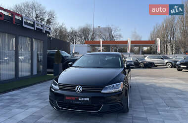 Седан Volkswagen Jetta 2013 в Виннице