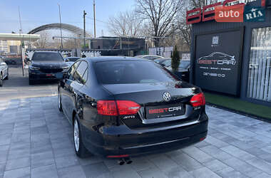 Седан Volkswagen Jetta 2013 в Виннице