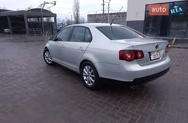 Volkswagen Jetta 2010