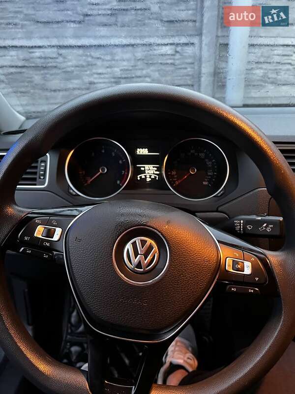 Седан Volkswagen Jetta 2017 в Дніпрі фото 5 Седан Volkswagen Jetta 2017 в Дніпрі