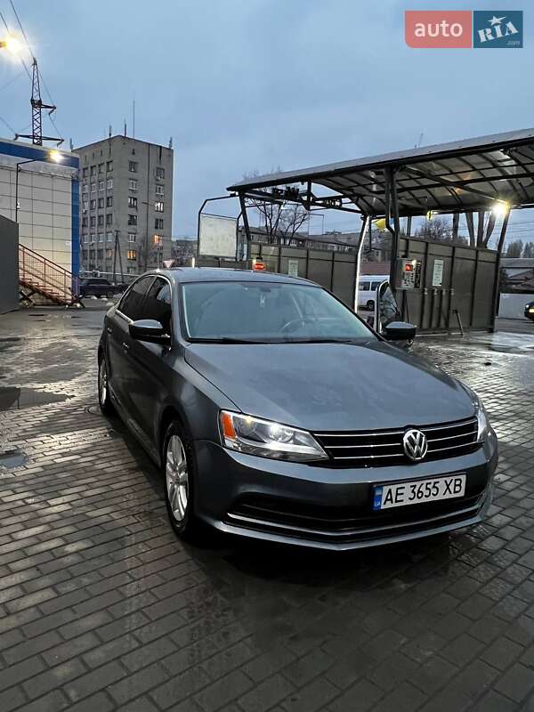 Седан Volkswagen Jetta 2017 в Дніпрі фото Седан Volkswagen Jetta 2017 в Дніпрі
