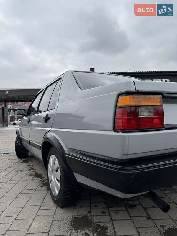 Седан Volkswagen Jetta 1988 в Дрогобыче