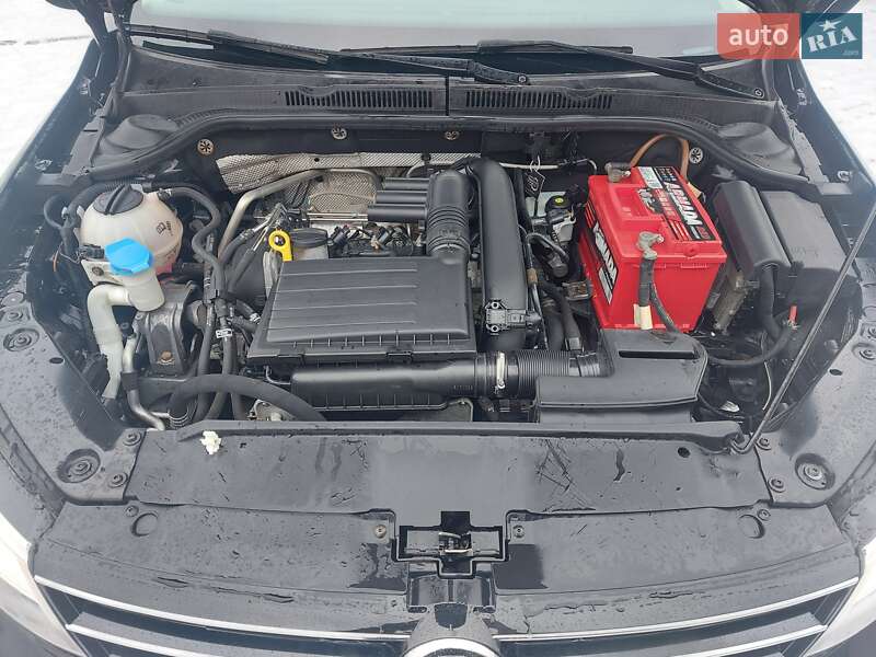 Седан Volkswagen Jetta 2017 в Шептицькому