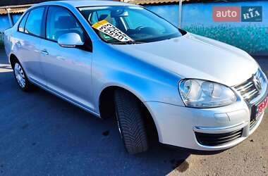 Седан Volkswagen Jetta 2006 в Ахтырке