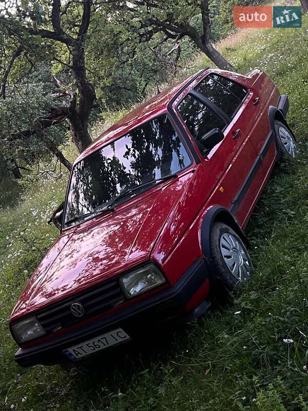 Седан Volkswagen Jetta 1988 в Рогатине
