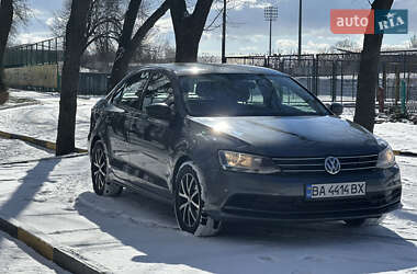 Седан Volkswagen Jetta 2015 в Александрие