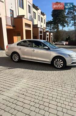 Volkswagen Jetta 2014