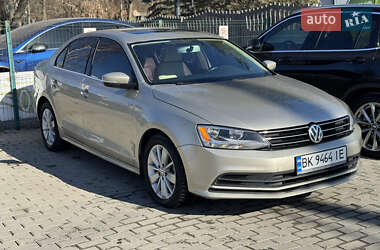 Седан Volkswagen Jetta 2014 в Львові