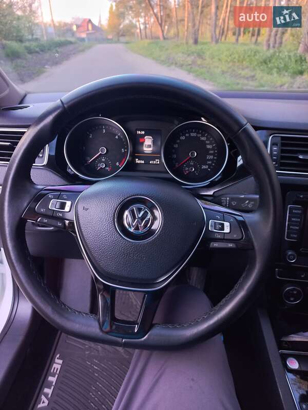 Седан Volkswagen Jetta 2014 в Кропивницком