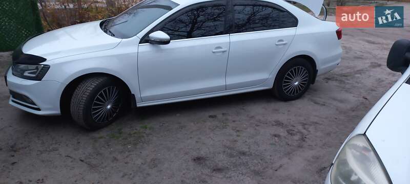 Седан Volkswagen Jetta 2014 в Кропивницком