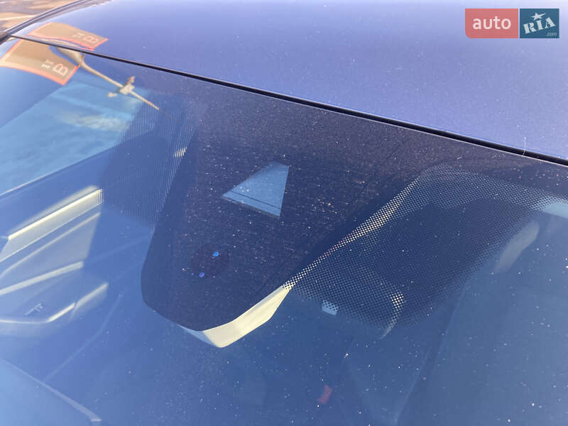 Седан Volkswagen Jetta 2022 в Киеве