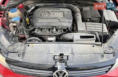 Седан Volkswagen Jetta 2013 в Львове