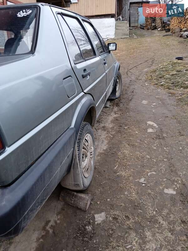 Седан Volkswagen Jetta 1986 в Долине