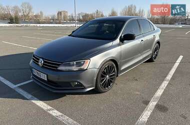 Седан Volkswagen Jetta 2015 в Києві