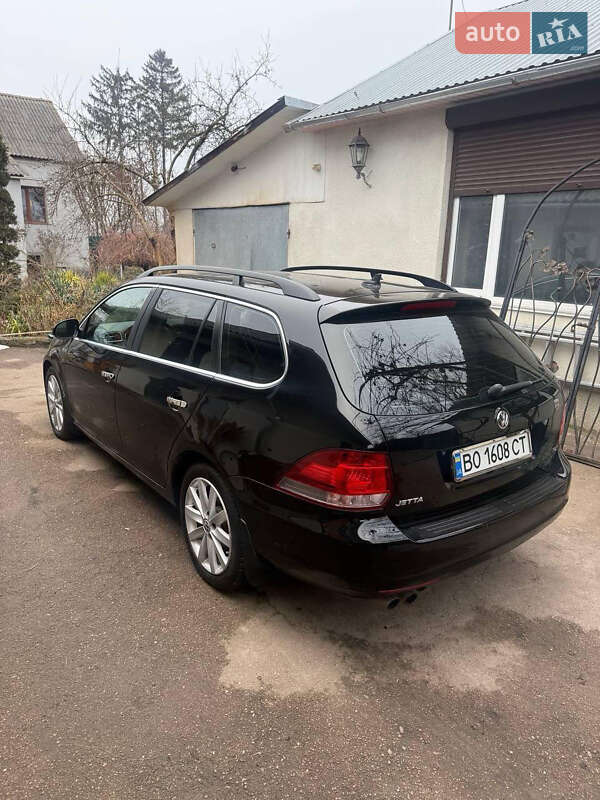 Универсал Volkswagen Jetta 2014 в Тернополе