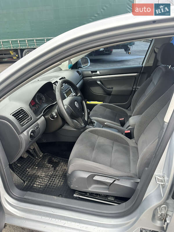 Седан Volkswagen Jetta 2008 в Ратным