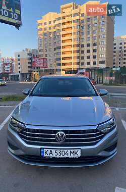 Седан Volkswagen Jetta 2020 в Києві