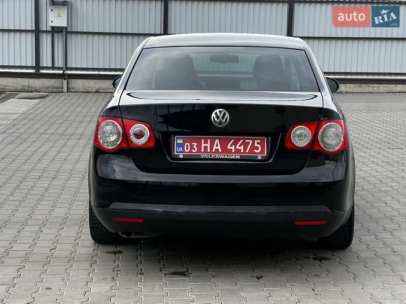 Седан Volkswagen Jetta 2008 в Рожище