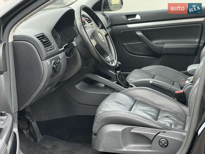 Седан Volkswagen Jetta 2008 в Рожище