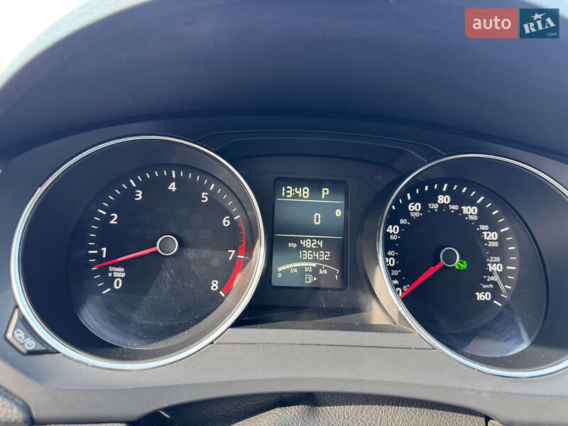 Седан Volkswagen Jetta 2015 в Киеве