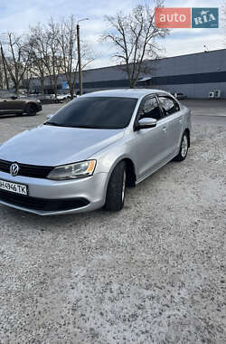 Volkswagen Jetta 2011