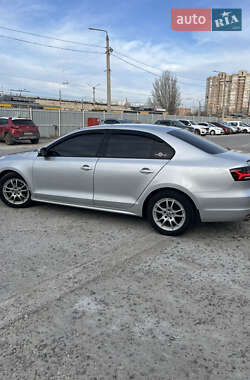 Седан Volkswagen Jetta 2011 в Одесі