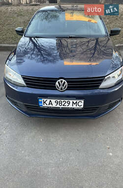 Седан Volkswagen Jetta 2012 в Киеве