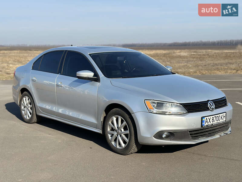 Седан Volkswagen Jetta 2013 в Смеле