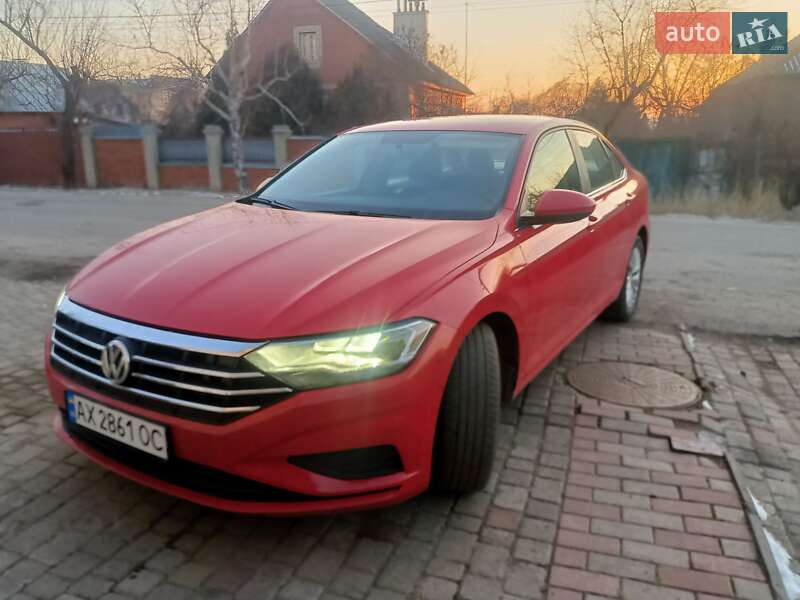 Седан Volkswagen Jetta 2019 в Харкові