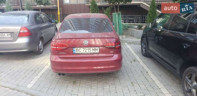 Седан Volkswagen Jetta 2015 в Ивано-Франковске