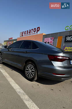 Седан Volkswagen Jetta 2020 в 