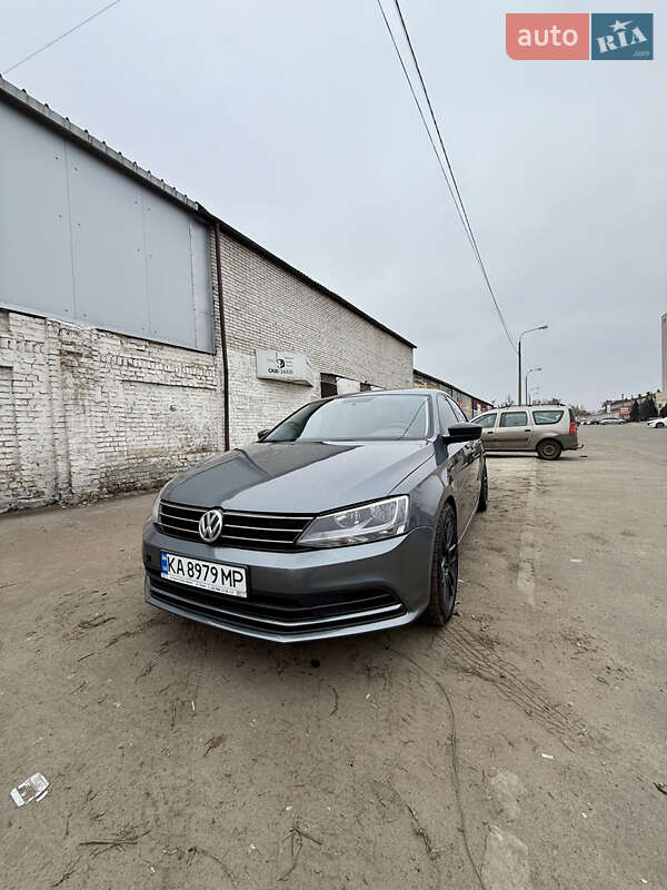 Volkswagen Jetta 2015