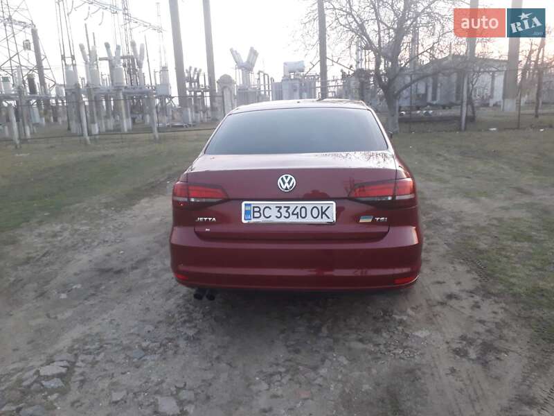 Седан Volkswagen Jetta 2016 в Окнах
