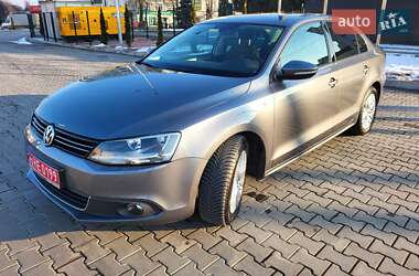 Volkswagen Jetta 2013