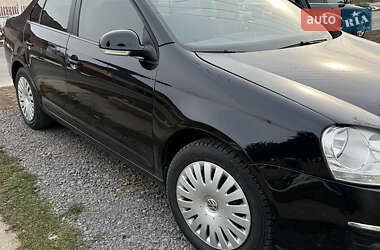 Седан Volkswagen Jetta 2007 в 