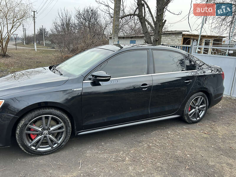 Седан Volkswagen Jetta 2014 в Першотравенске