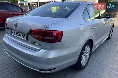 Седан Volkswagen Jetta 2015 в Харькове