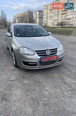 Седан Volkswagen Jetta 2006 в Кам'янському