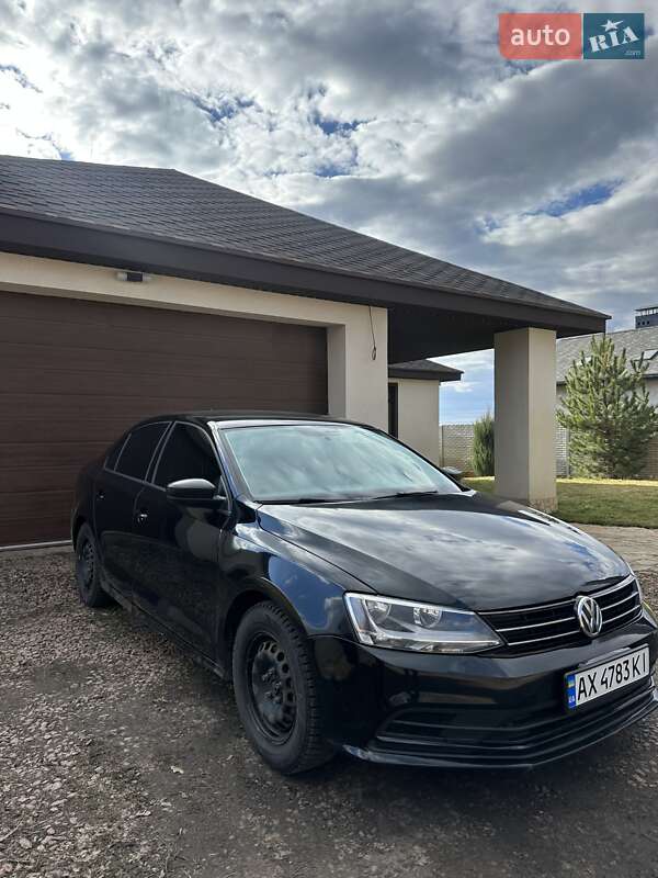 Седан Volkswagen Jetta 2015 в Харькове
