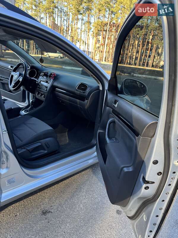 Универсал Volkswagen Jetta 2014 в Ирпене