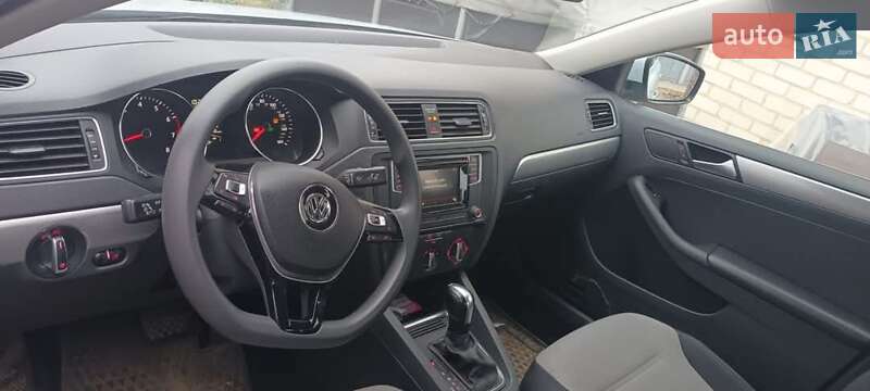 Седан Volkswagen Jetta 2016 в Смеле